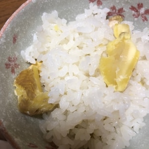 楽チン簡単！混ぜるだけの栗ご飯♪（茹で栗）